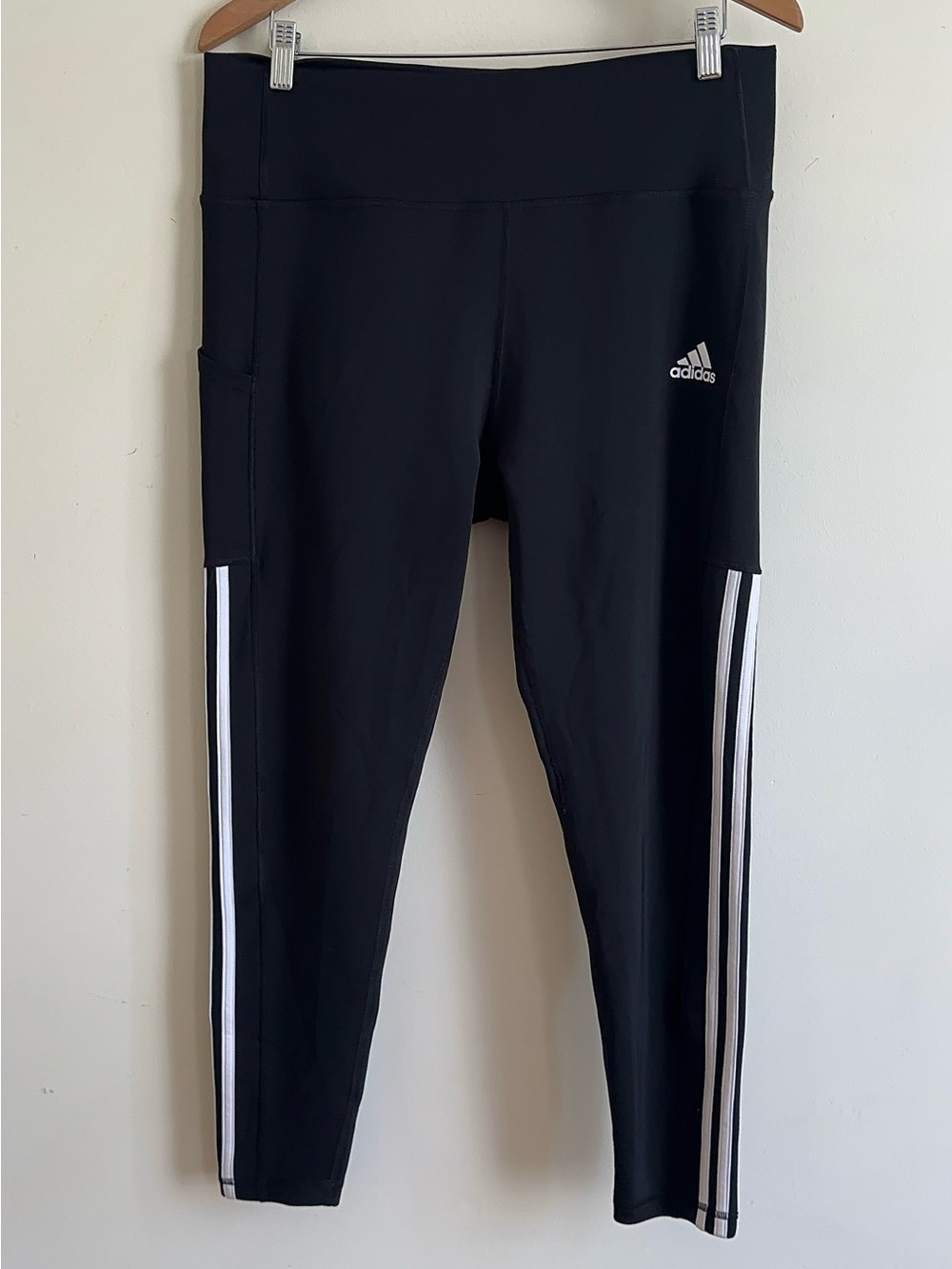 adidas Climalite || Women's Black White Three Striped Active Leggings size xl